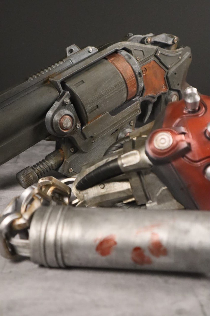 Gears of War Replica Prop Weapon Set